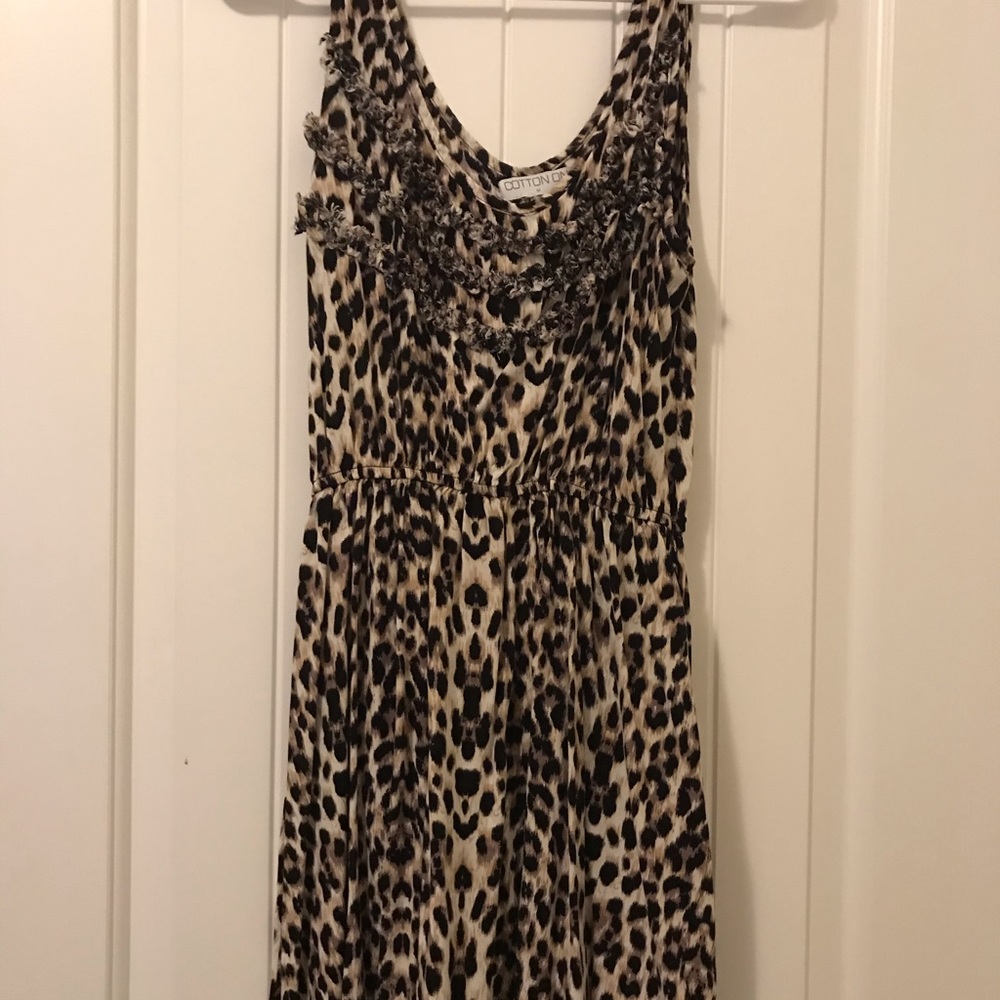 Leaped print short dress